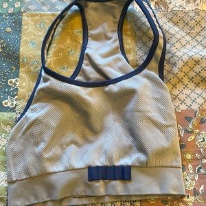 Patagonia bra size medium